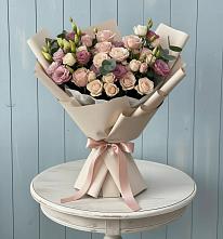 Букет цветов из:  Розы и Лизиантусы в Верхней Туре