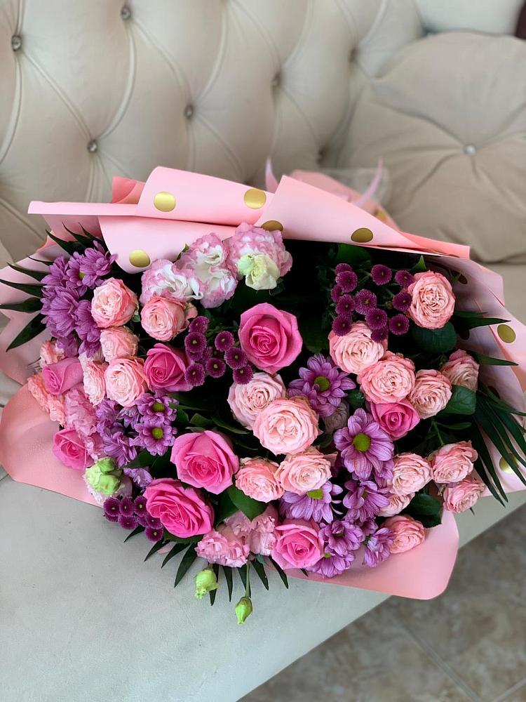 Букет цветов из: Хризантемы, Розы и Лизиантусы в Верхней Туре