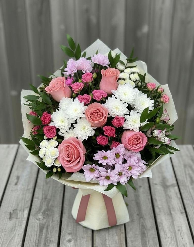 Букет цветов из: Альстромерии, Гвоздики, Розы и Хризантемы в Верхней Туре