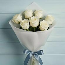 Букет 7 Белых роз Эдлесс Лав в Верхней Туре