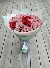 Букет цветов из:  Альстромерии в Верхней Туре