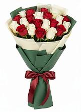 Букет Микс из красных и белых роз #REPLACE_PRED# Верхней Туре