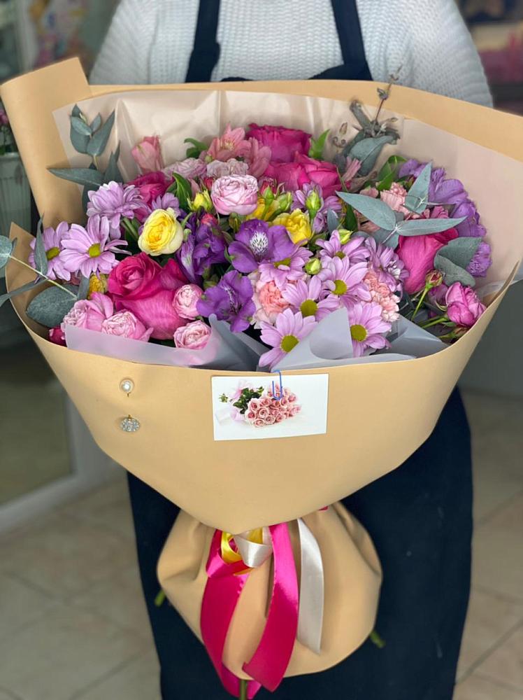 Букет цветов из: Хризантемы, Гвоздики и Альстромерии в Верхней Туре