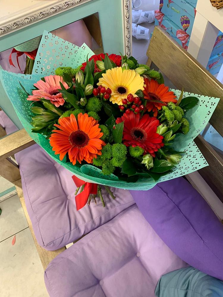 Букет цветов из: Герберы, Хризантемы и Альстромерии в Верхней Туре