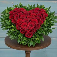 Цветочная композиция из Розы в виде сердца в Верхней Туре