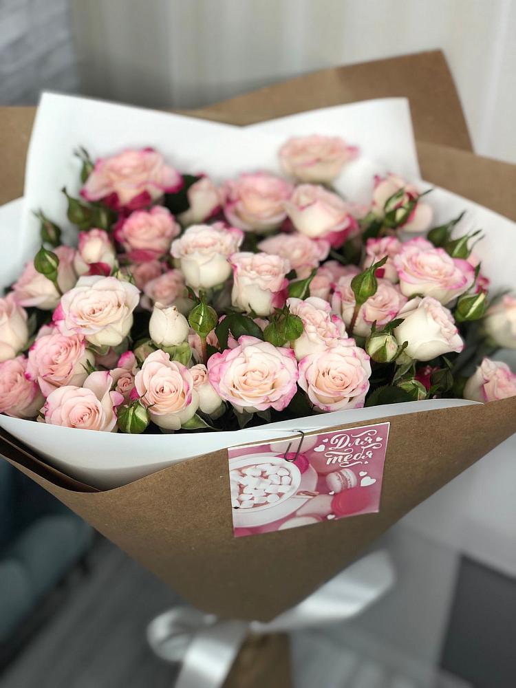 Букет цветов из: Розы в Верхней Туре