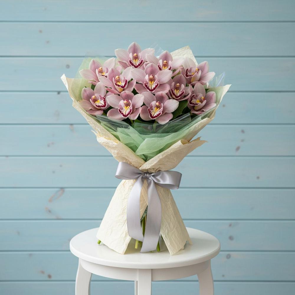 Букет цветов из: Орхидеи и Розы в Верхней Туре