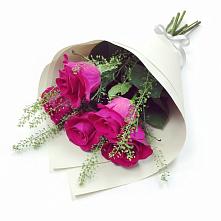 Букет цветов из:  Розы в Верхней Туре