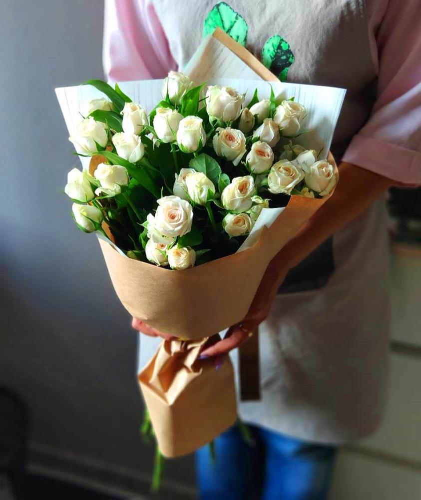 Букет цветов из: Розы в Верхней Туре