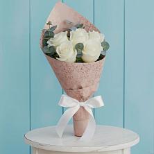 Букет цветов из:  Розы в Верхней Туре
