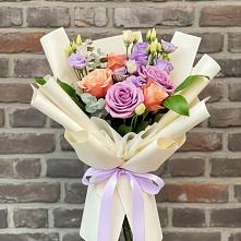 Букет цветов из:  Лизиантусы и Розы в Верхней Туре