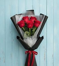 Букет цветов из:  Розы в Верхней Туре