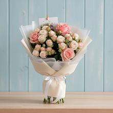 Букет цветов из:  Розы в Верхней Туре
