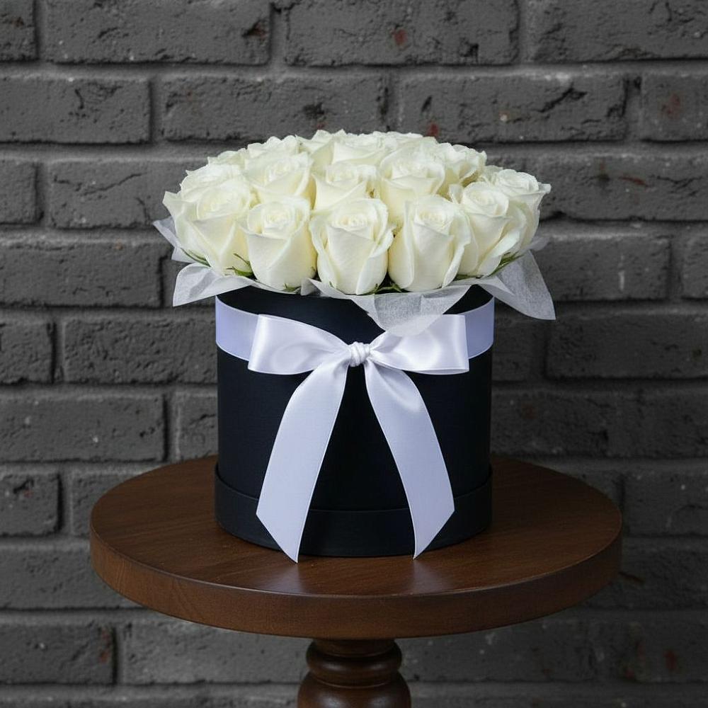 Цветочная композиция из Розы в шляпной коробке в Верхней Туре